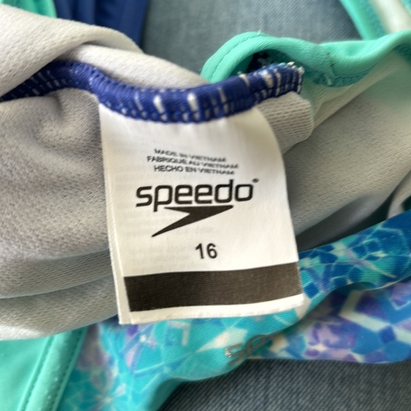Speedo one piece swimwear - Picture 6 of 6